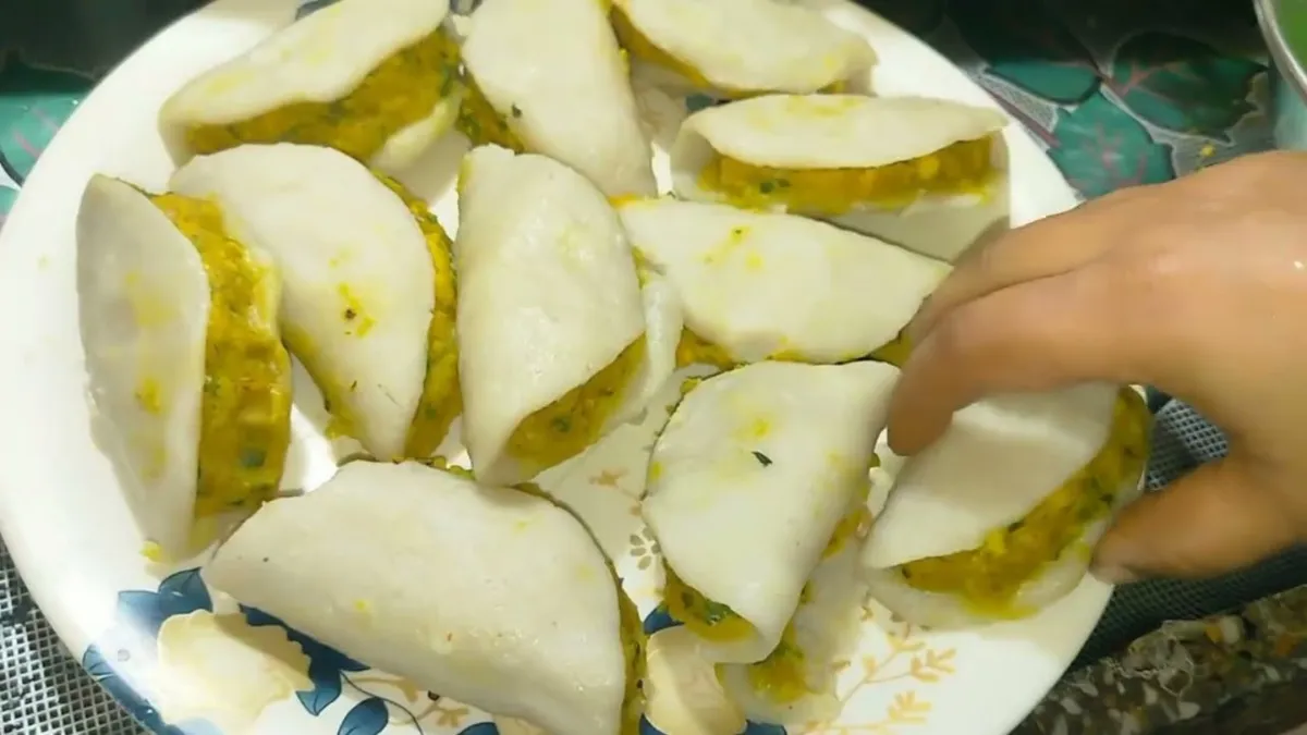 करवा चौथ पर भोग के लिए चावल के फरे बनाने की आसान विधि