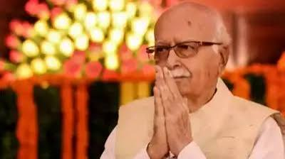 लालकृष्ण आडवाणी की फेफड़े में संक्रमण के कारण दिल्ली के अपोलो अस्पताल में भर्ती