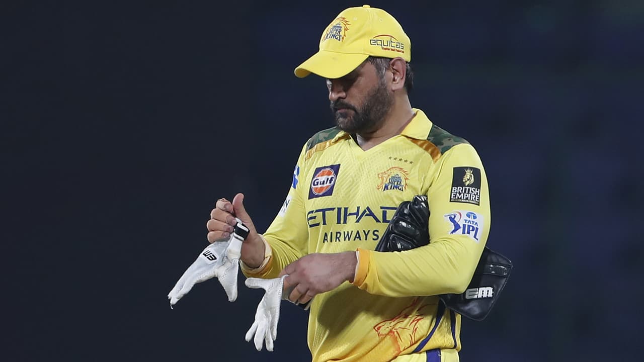 CSK में MS धोनी के बैटिंग कोच बनने की संभावना, खाली रखा गया पद