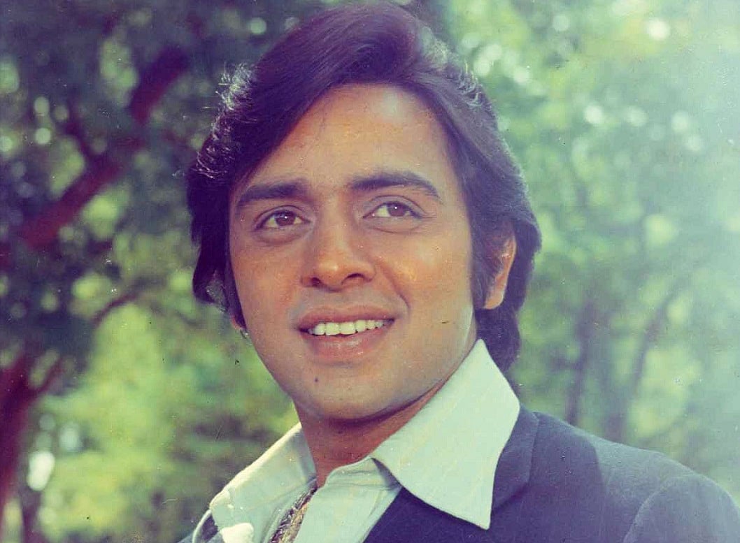 विनोद मेहरा: बाल कलाकार से सफल अभिनेता, तीन शादियों और निजी जीवन की चर्चाएं विनोद मेहरा: बाल कलाकार से सफल अभिनेता, तीन शादियों और निजी जीवन की चर्चाएं