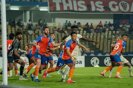 आईएसएल में एफसी गोवा ने स्टॉपेज टाइम गोल से स्पोर्टिंग क्लब दिल्ली से ड्रॉ कराया आईएसएल में एफसी गोवा ने स्टॉपेज टाइम गोल से स्पोर्टिंग क्लब दिल्ली से ड्रॉ कराया