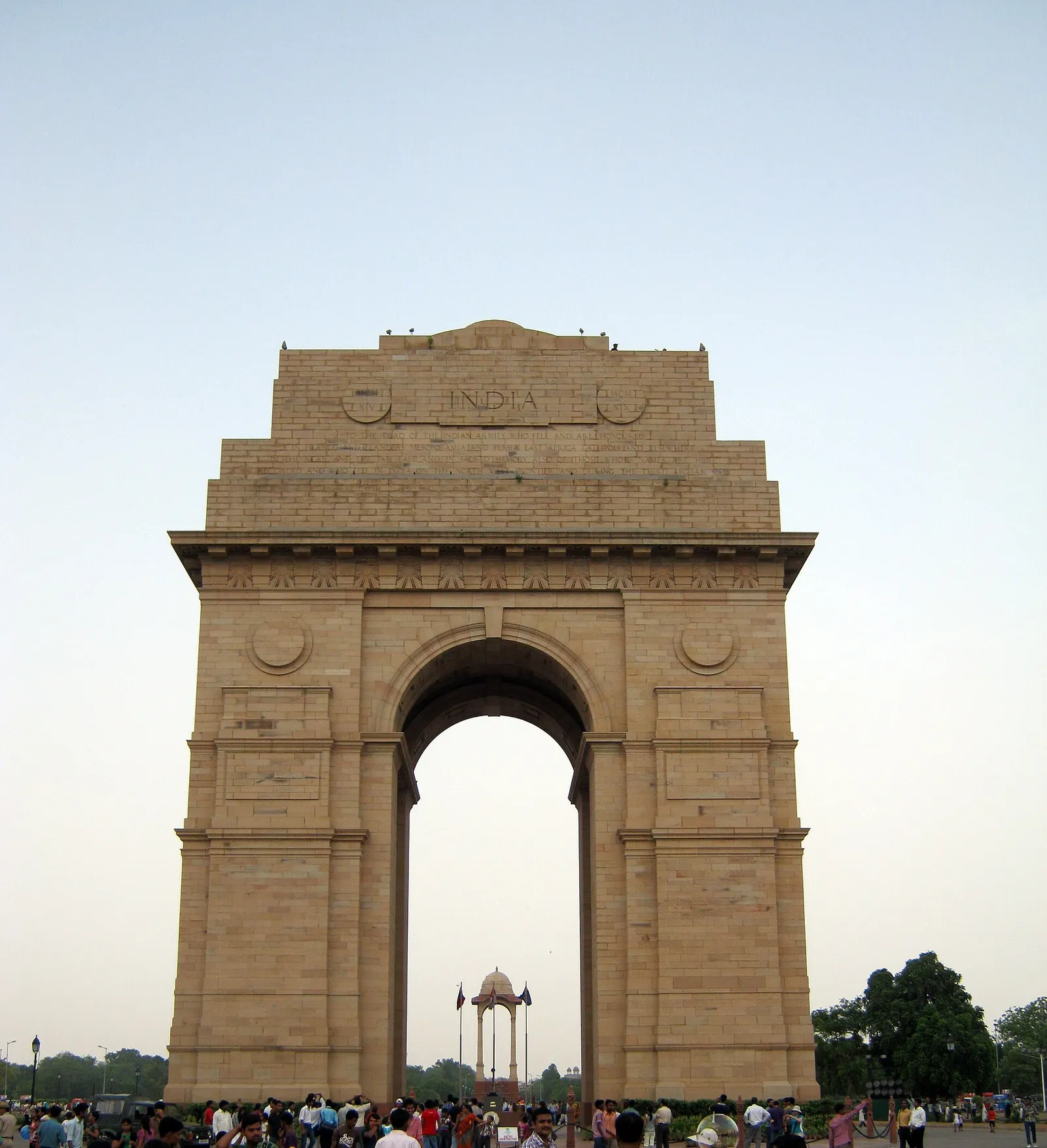 दिल्ली-एनसीआर में ठंड की दस्तक: बारिश से हवा साफ, दिवाली से पहले प्रदूषण घटने का अनुमान