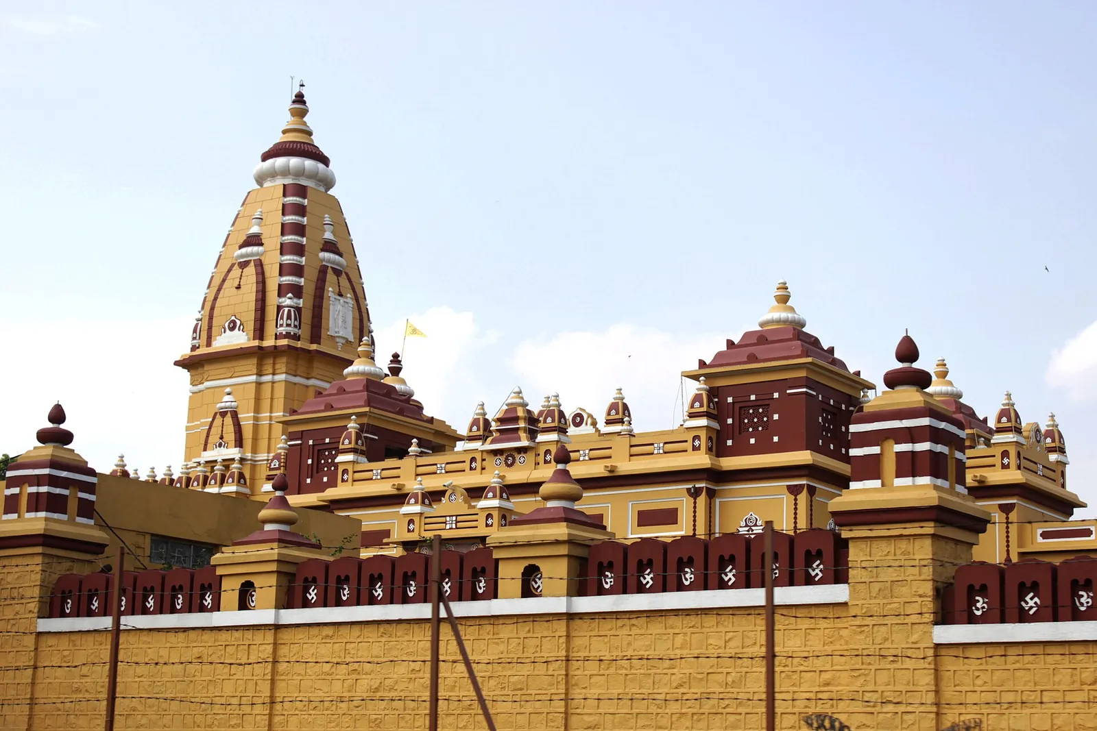 मध्य प्रदेश: राज्यसभा की खाली सीट के लिए भाजपा भेजेगी नामों का पैनल, बाहर के नेता का भी विकल्प खुला